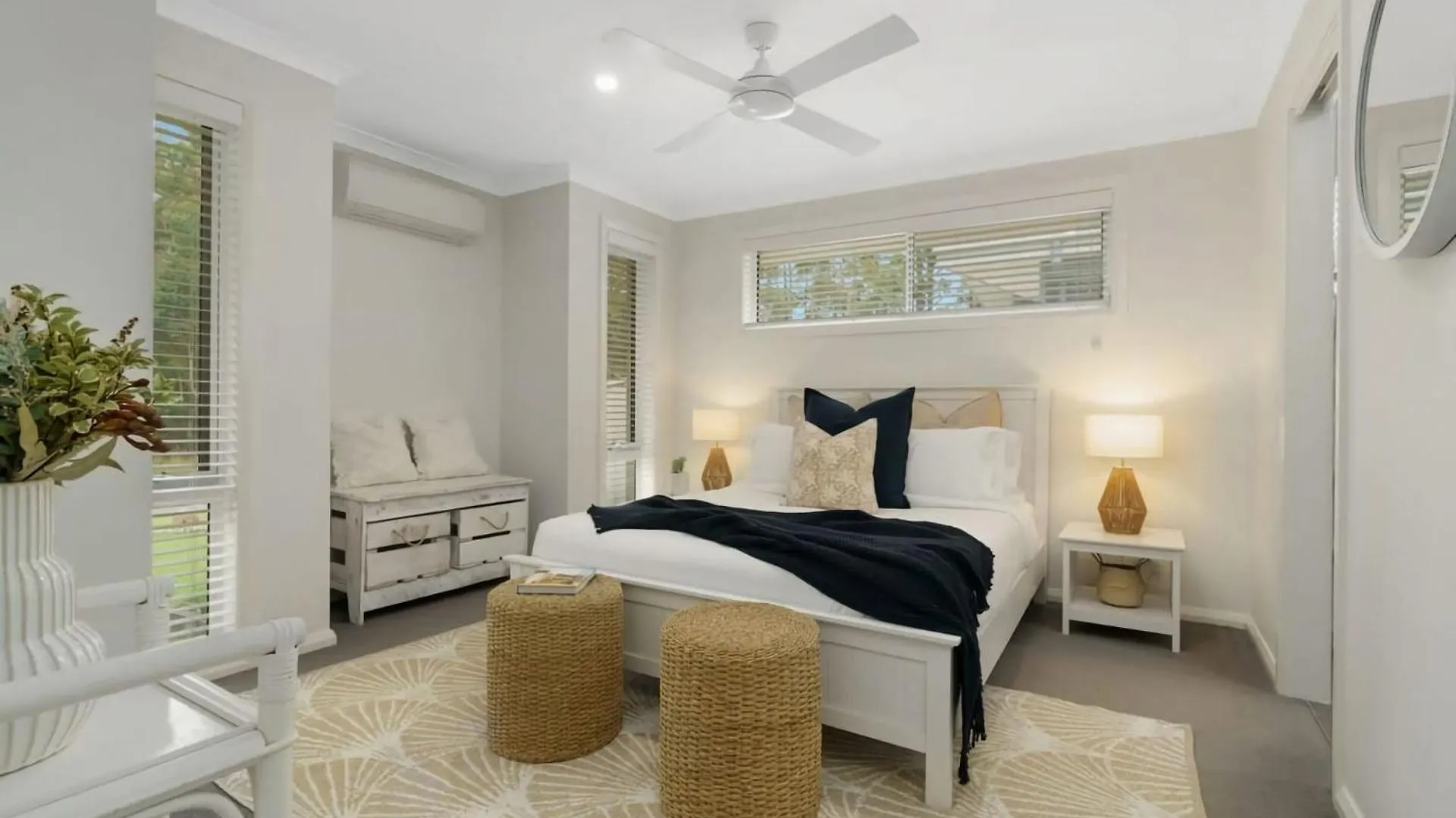 Oscar'S Broulee Beach Luxury Coastal Living