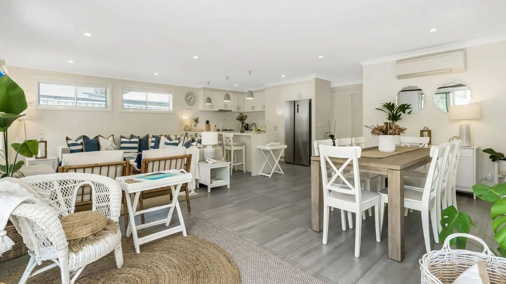 Oscar'S Broulee Beach Luxury Coastal Living Australia
